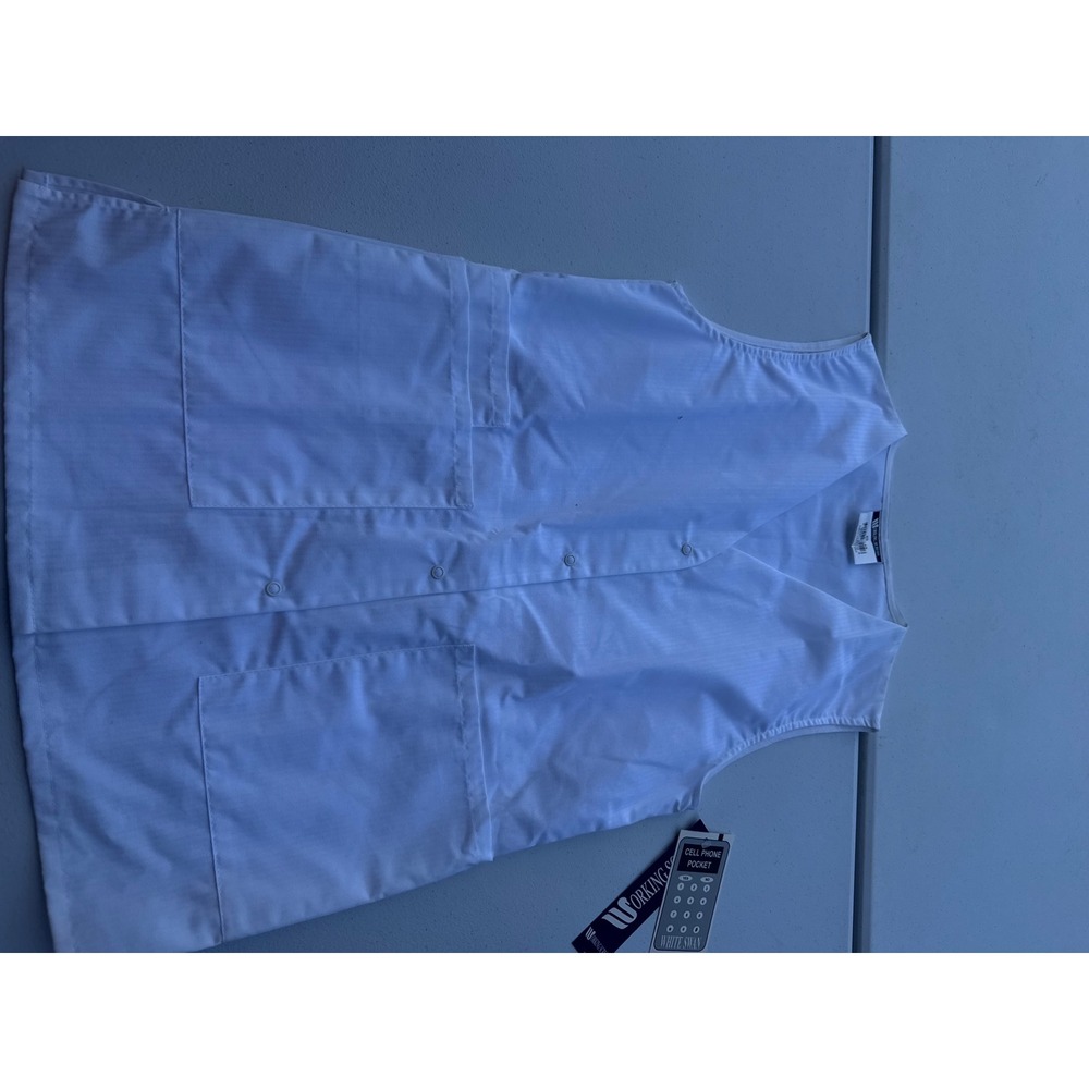 White Swan Working Scrubs Women White Snap Front Utility Vest Cell Phone Pocket